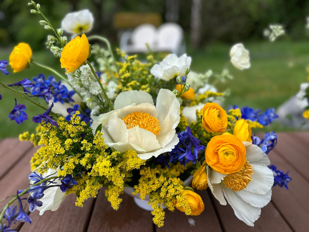 Large Seasonal Arrangement (Local Delivery)